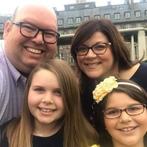 Meet your Posher, Lisa